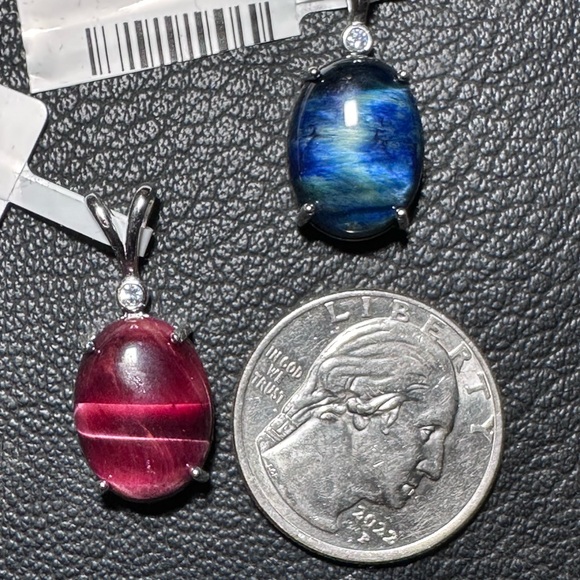 Set of 2 Tigers Eye 925 Silver Pendants CZ Accent Dyed Red Blue Jewelry Necklace - Picture 3 of 4